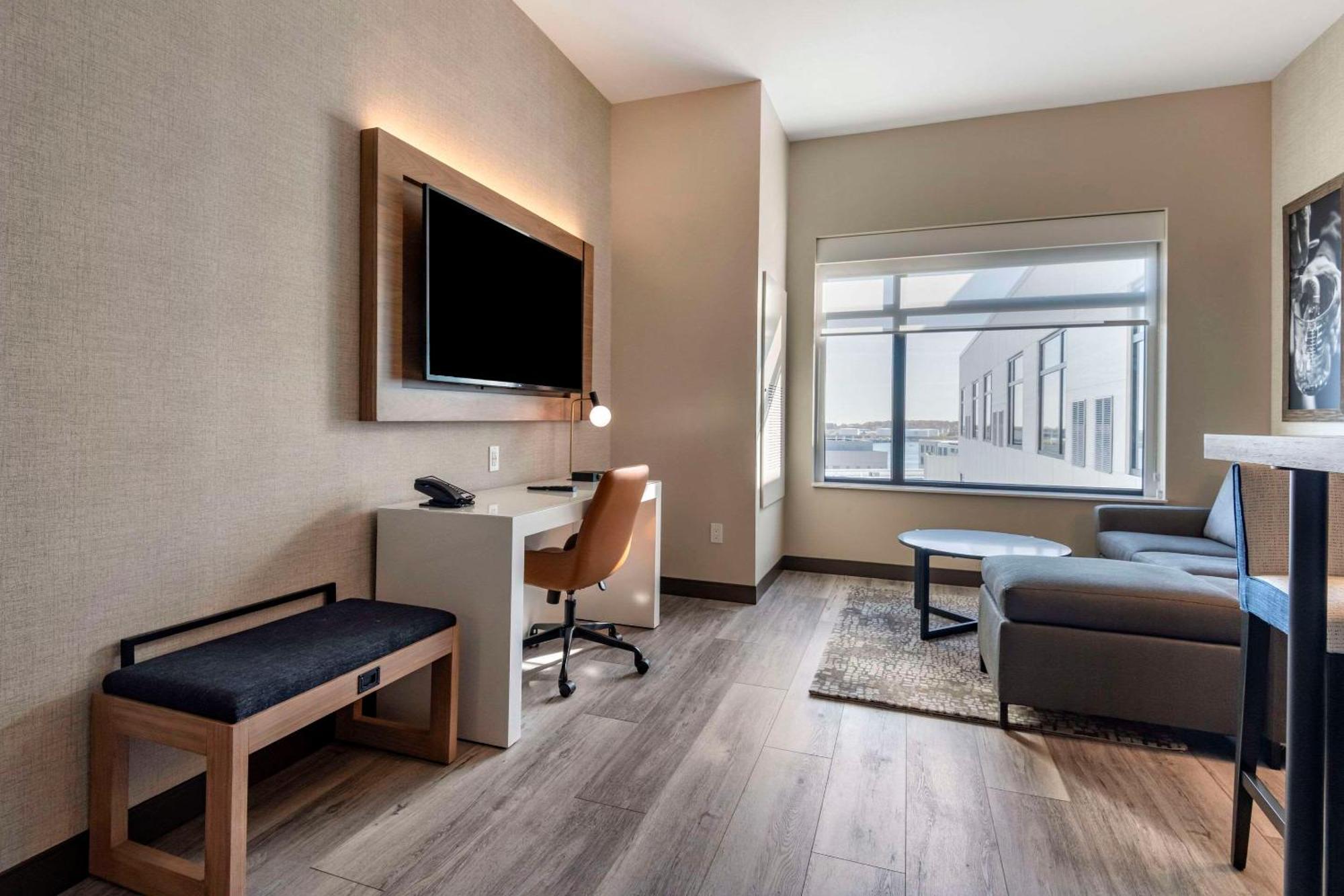 Cambria Hotel Portland Downtown Old Port Zewnętrze zdjęcie