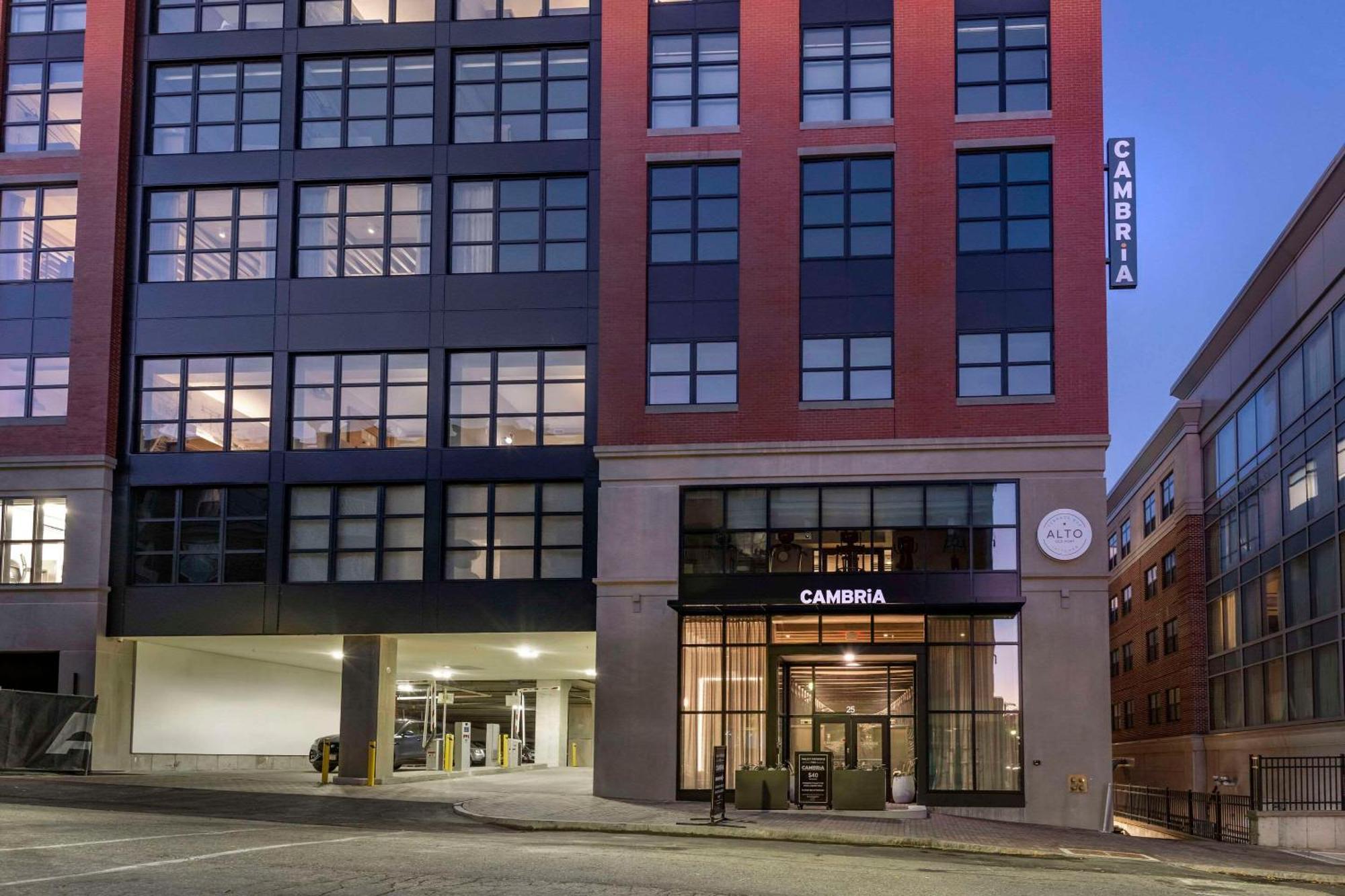 Cambria Hotel Portland Downtown Old Port Zewnętrze zdjęcie
