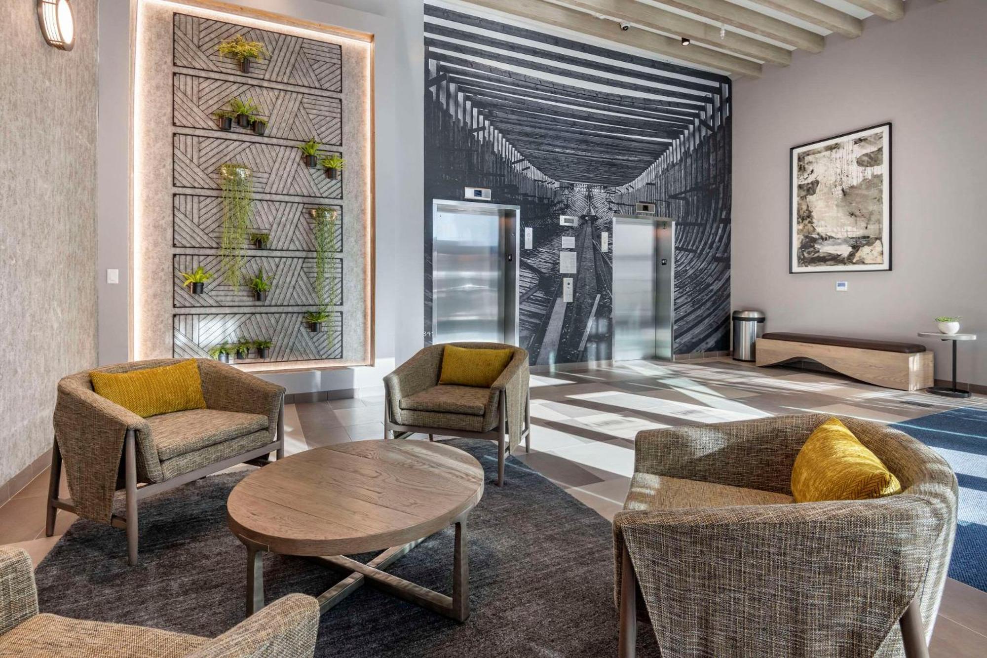 Cambria Hotel Portland Downtown Old Port Zewnętrze zdjęcie